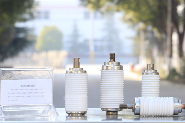 真空開(kāi)關(guān)管接觸點(diǎn)一般采用什么材質(zhì)？